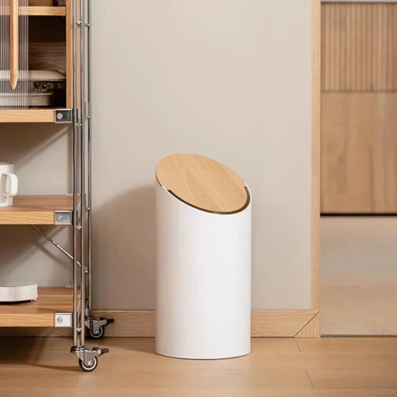 Minimalistyczny Wytrzymały kosz na śmieci Swing-Top z drewnianą pokrywą - Image 5