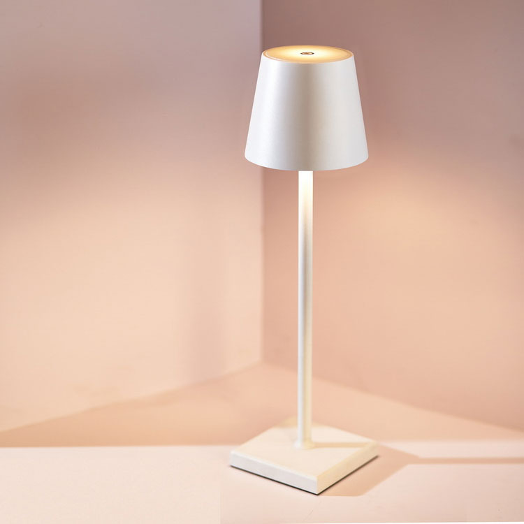 Nowoczesna skandynawska bezprzewodowa lampa stołowa LED z funkcją ściemniania - Image 2