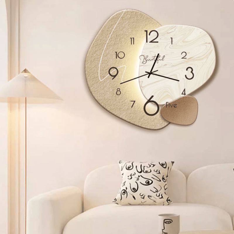Skandynawski zegar ścienny z cichym mechanizmem – minimalistyczna dekoracja do wnętrz