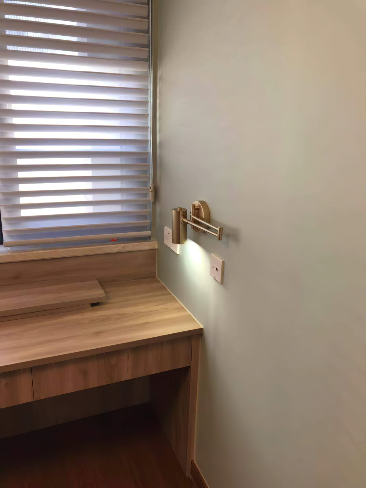 Nowoczesna Lampa Ścienna LED do Domu - Image 17