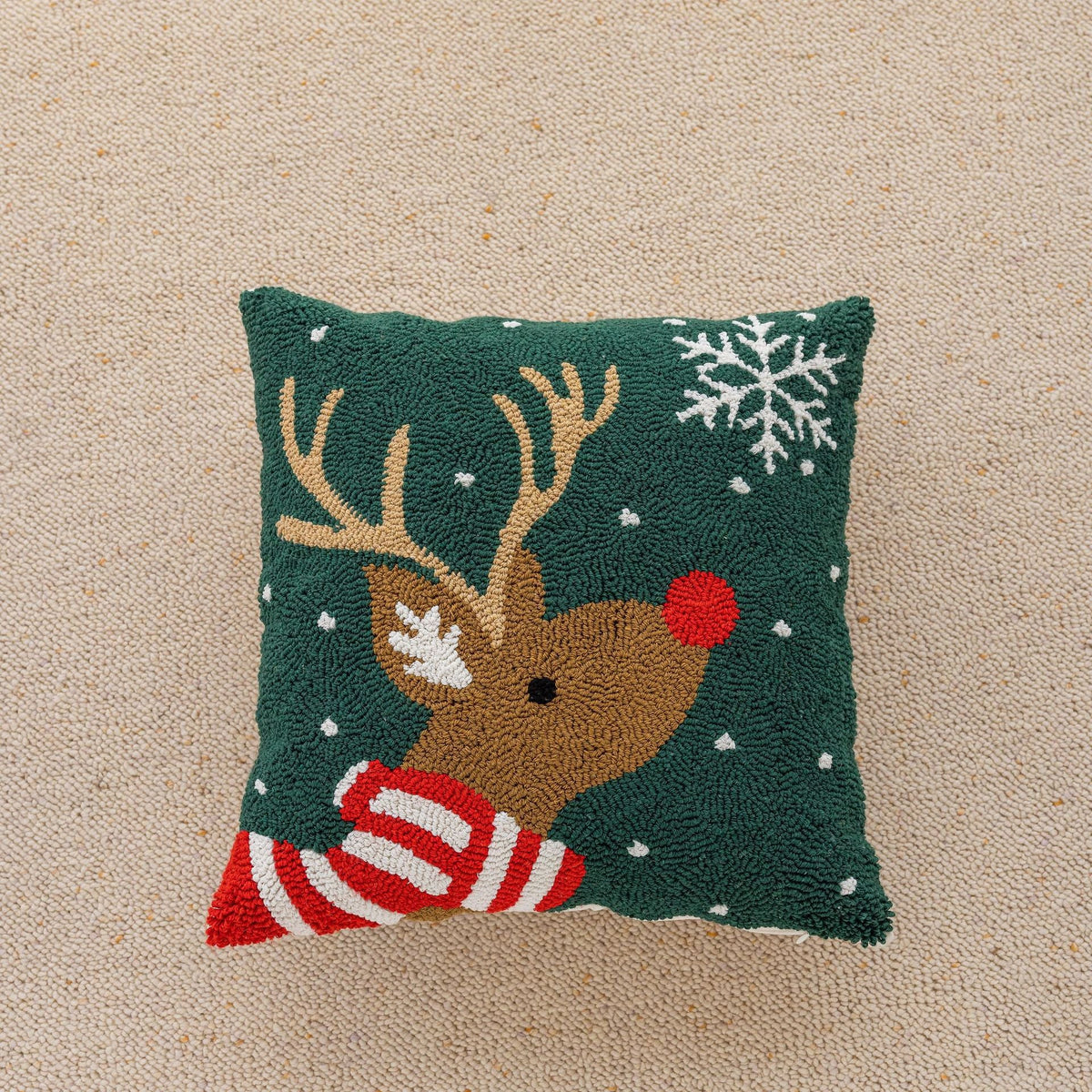 Kwadratowa poszewka świąteczna 45x45 cm haftowana - Image 4