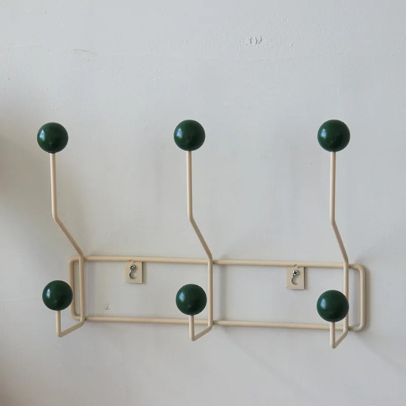 Minimalistyczny Drewniany Wieszak Ścienny z Haczykami - Image 6